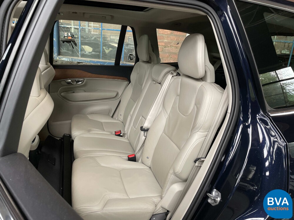 Volvo XC90 T8 Twin Engine AWD Beschriftung 7-Pers. 408 PS 49gr. CO2 2016.