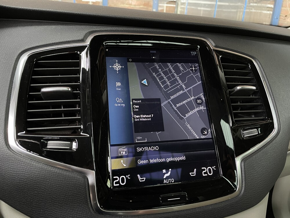 Volvo XC90 T8 Twin Engine AWD Beschriftung 7-Pers. 408 PS 49gr. CO2 2016.