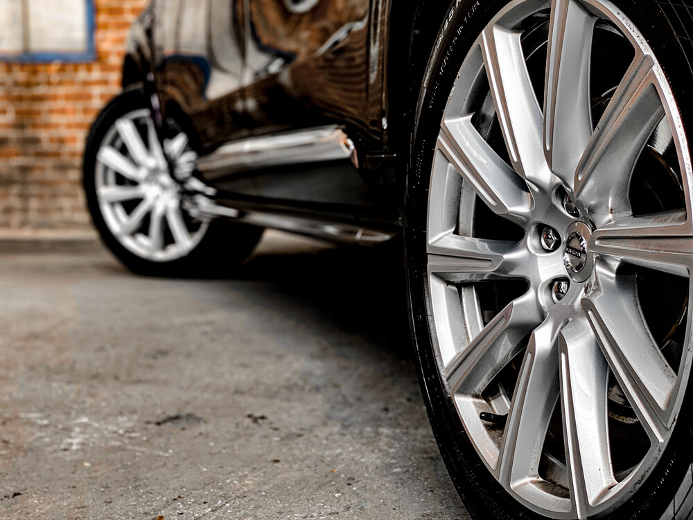 Volvo XC90 T8 Twin Engine AWD Beschriftung 7-Pers. 408 PS 49gr. CO2 2016.