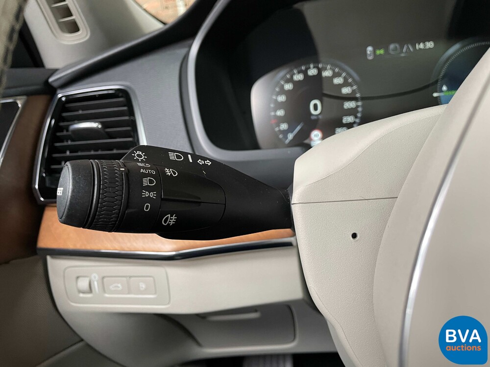 Volvo XC90 T8 Twin Engine AWD Beschriftung 7-Pers. 408 PS 49gr. CO2 2016.