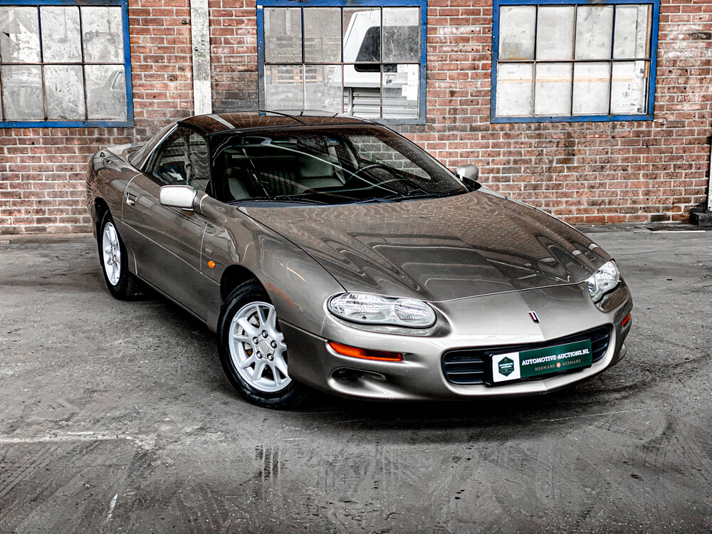 Chevrolet Camaro Coupé 194 PS 2001.