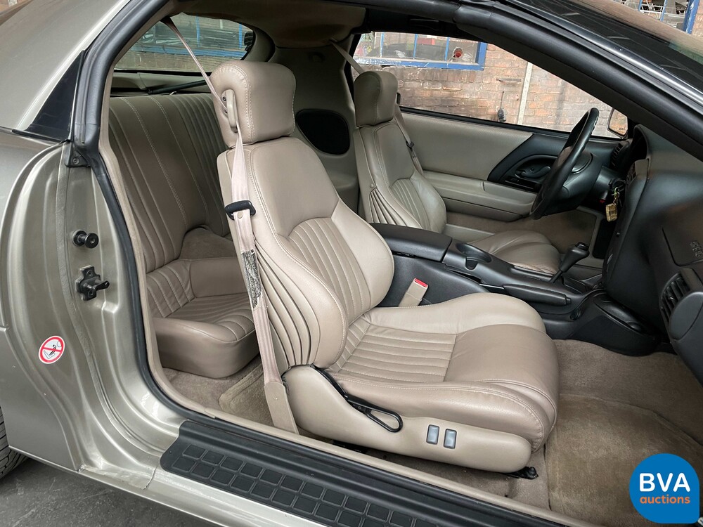 Chevrolet Camaro Coupé 194 PS 2001.