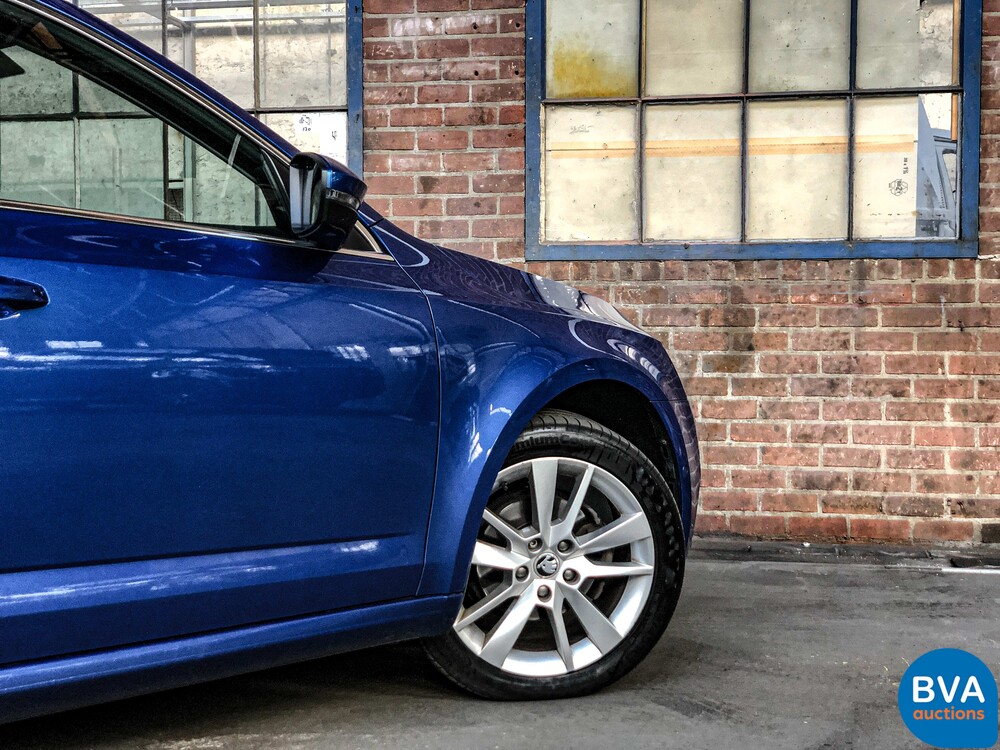 Skoda Octavia Kombi 1.6 TDI Greentech Style Business 116pk 2017 -Org NL-, PG-733-H.