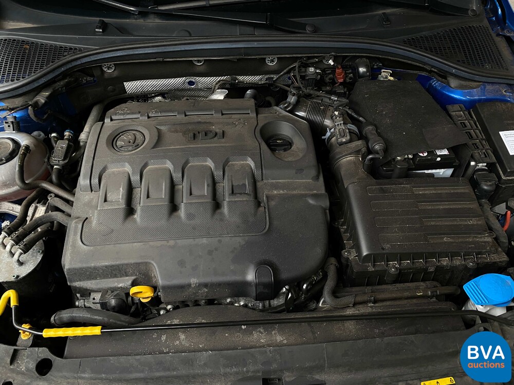 Skoda Octavia Kombi 1.6 TDI Greentech Style Business 116pk 2017 -Org NL-, PG-733-H.