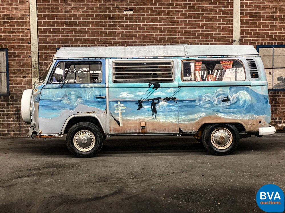 Volkswagen T2 Westfalia Wohnmobiltransporter 1972.