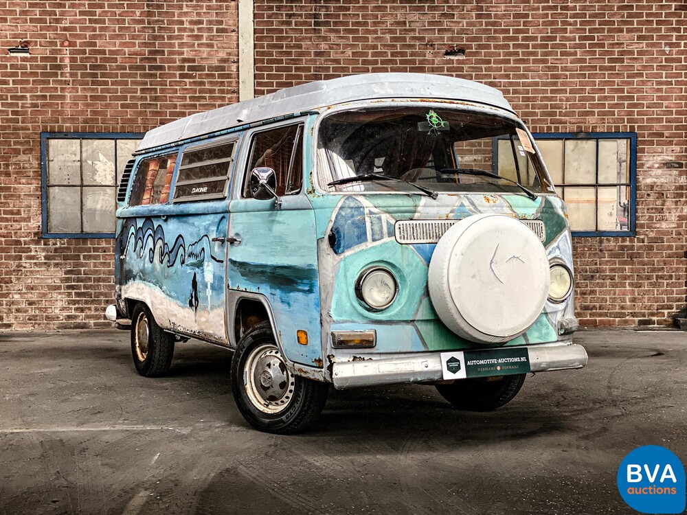 Volkswagen T2 Westfalia Wohnmobiltransporter 1972.