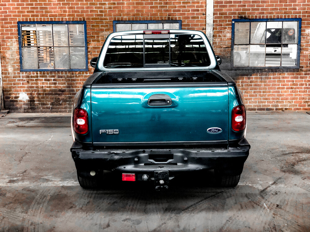 Ford F-150 4x4 4.6 V8 Flüssiggas 1997.