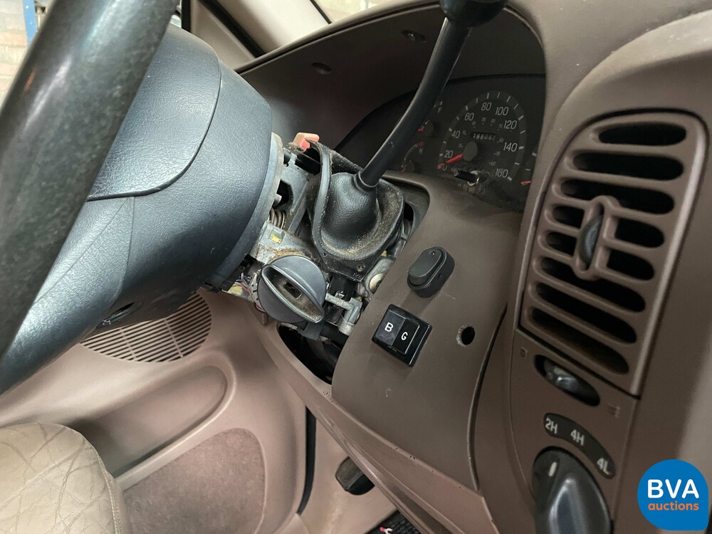 Ford F-150 4x4 4.6 V8 Flüssiggas 1997.