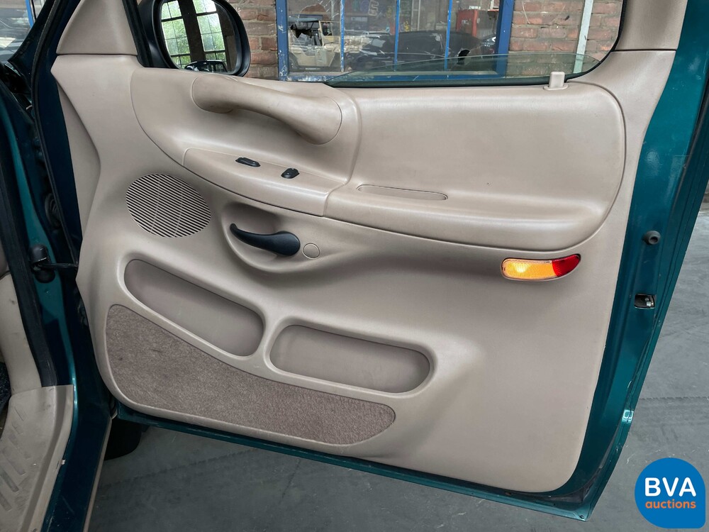 Ford F-150 4x4 4.6 V8 Flüssiggas 1997.