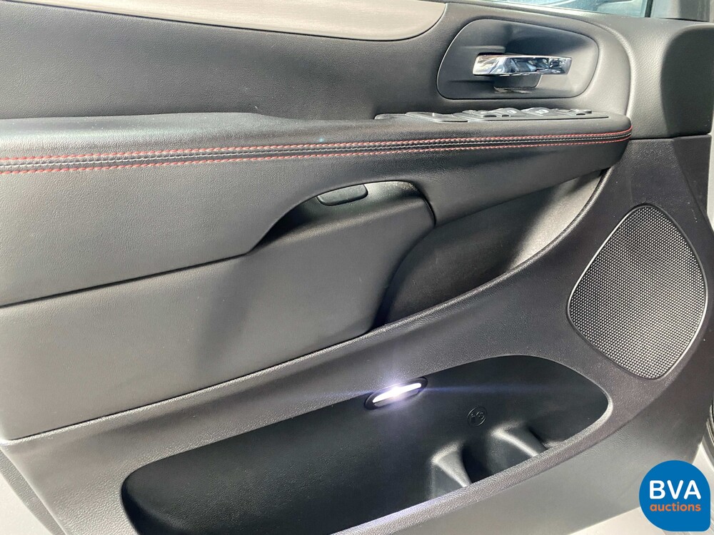 Dodge Grand Caravan 3.6 V6 7-Pers. 287 PS 2013, NL-Zulassung.