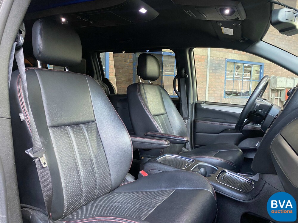 Dodge Grand Caravan 3.6 V6 7-Pers. 287 PS 2013, NL-Zulassung.