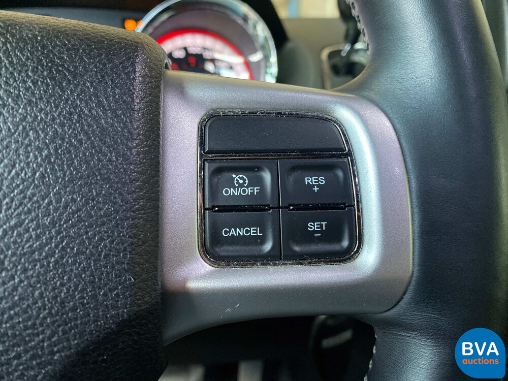 Dodge Grand Caravan 3.6 V6 7-Pers. 287 PS 2013, NL-Zulassung.