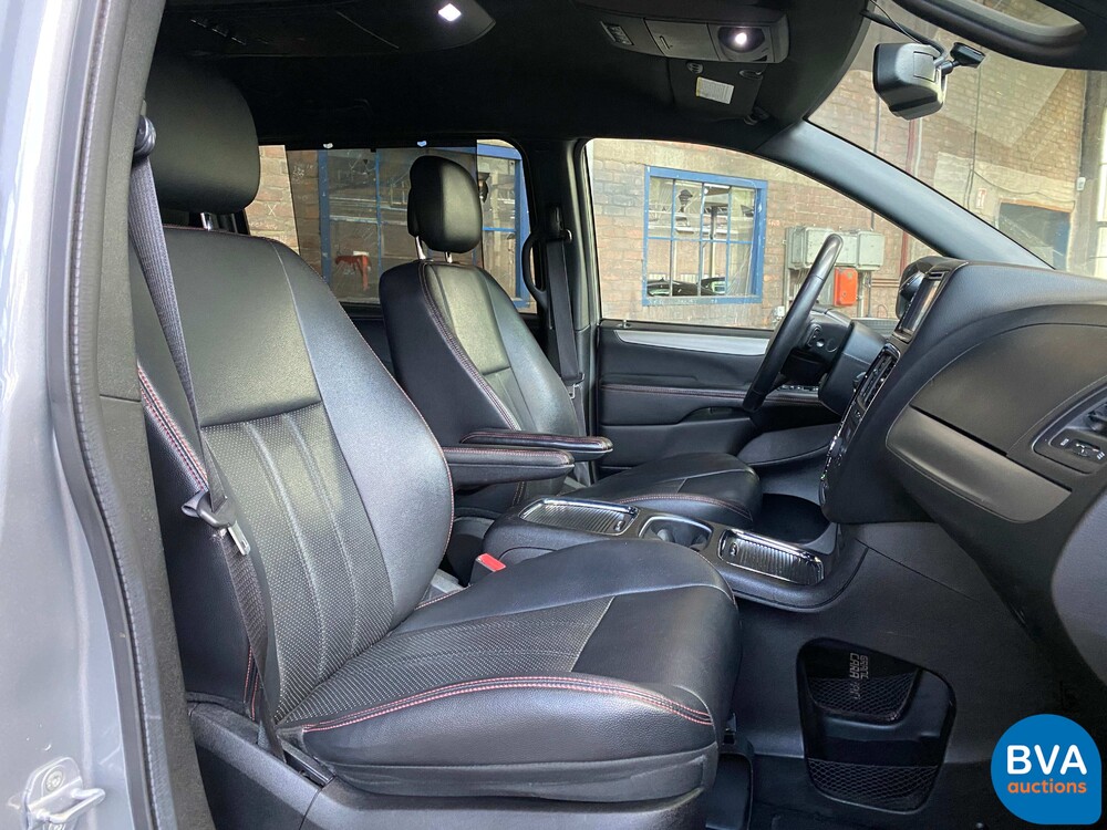 Dodge Grand Caravan 3.6 V6 7-Pers. 287 PS 2013, NL-Zulassung.