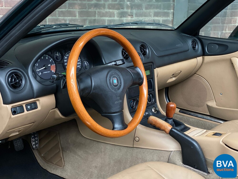 Mazda MX-5 Cabrio 1.6 110 PS 2000.