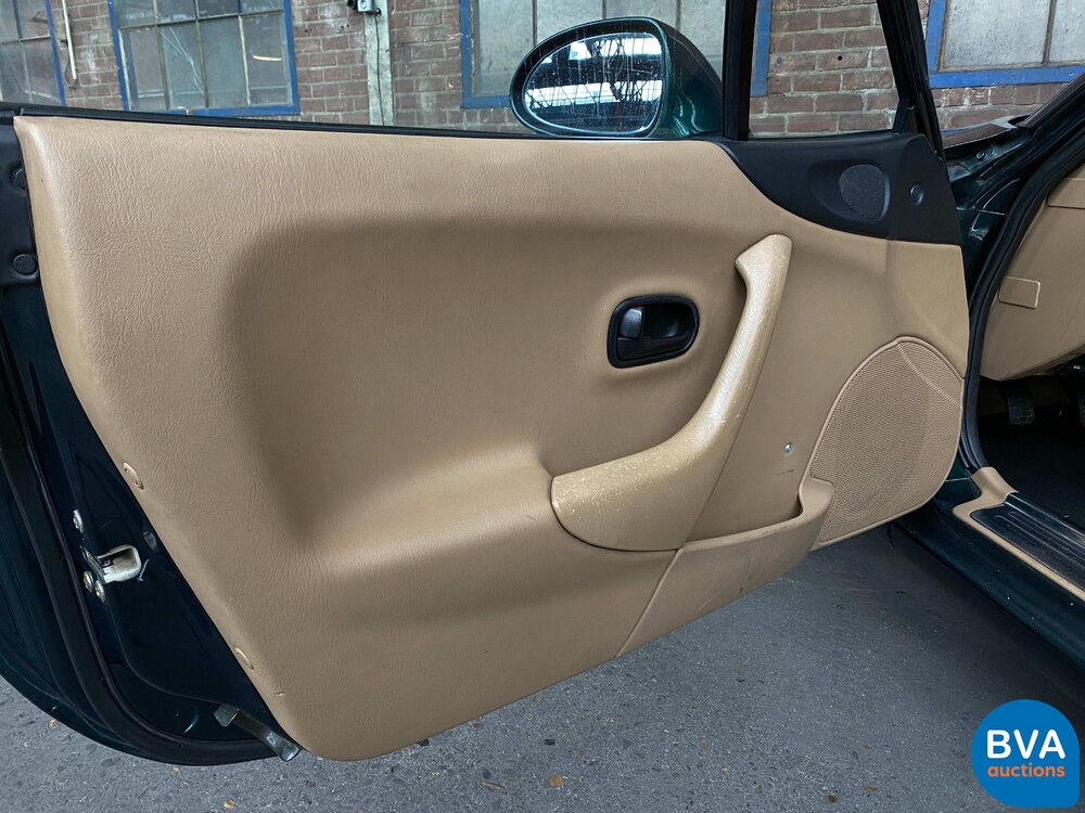 Mazda MX-5 Cabrio 1.6 110 PS 2000.