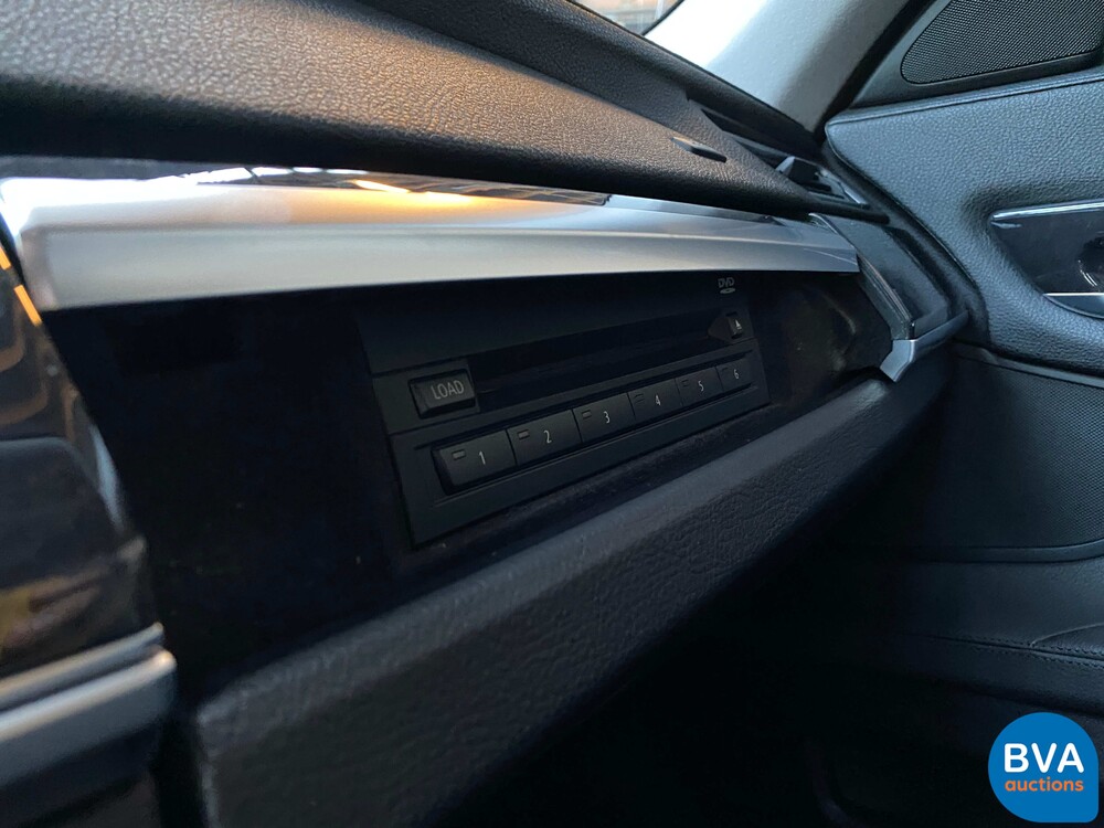 BMW 740i High-Executive 3.0 326 PS 2009.