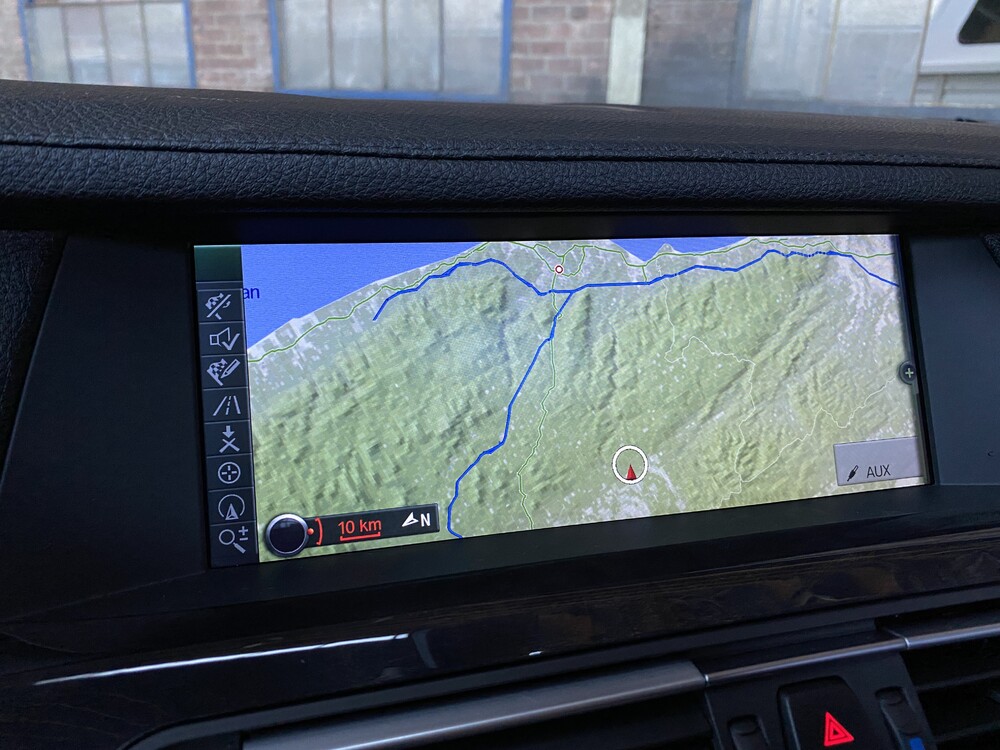 BMW 740i High-Executive 3.0 326 PS 2009.