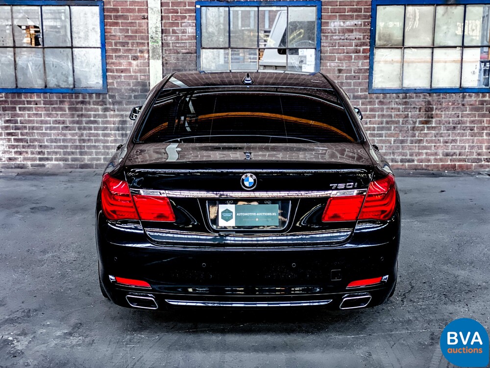 BMW 740i High-Executive 3.0 326 PS 2009.