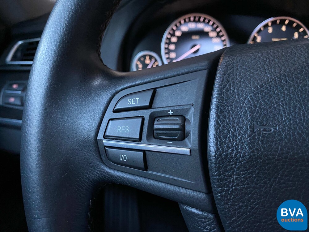 BMW 740i High-Executive 3.0 326 PS 2009.