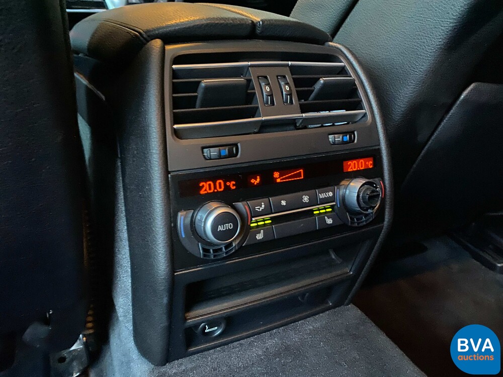 BMW 740i High-Executive 3.0 326 PS 2009.