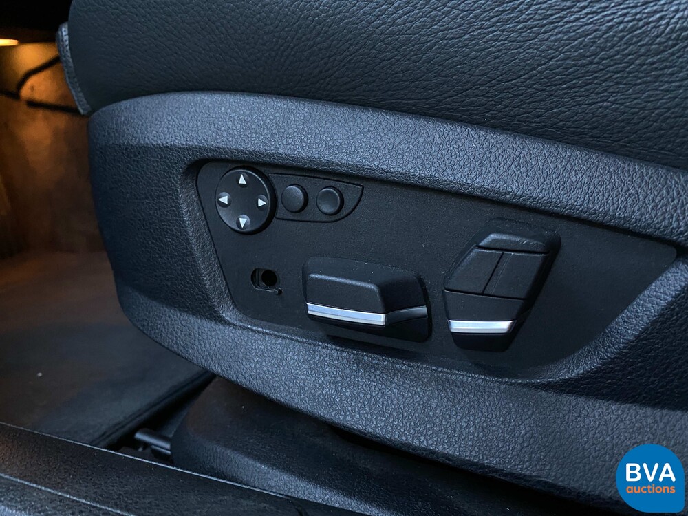 BMW 740i High-Executive 3.0 326 PS 2009.