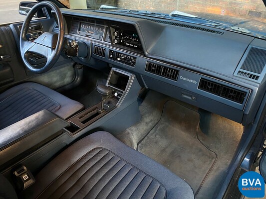 Oldsmobile Cutlass Ciera SL K6 147 PS 1990, YP-68-BG.