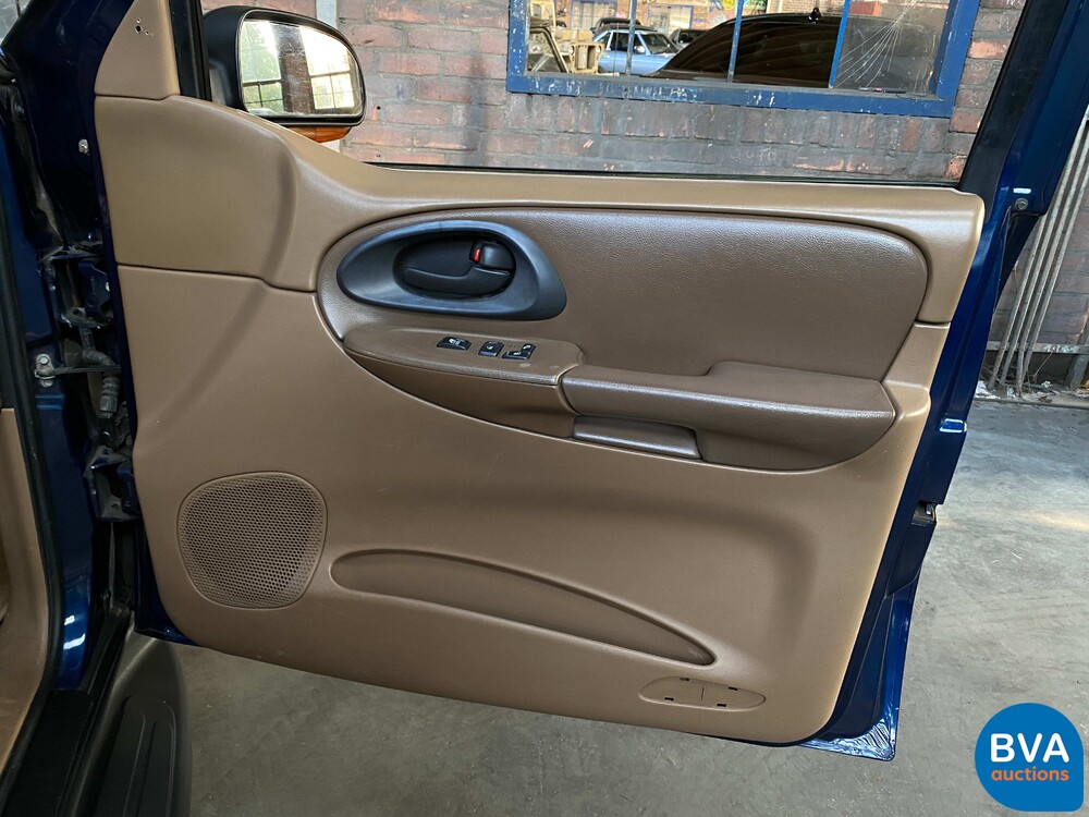 Chevrolet-Wegbereiter LTZ 4.2L 273 PS 4x4 2002 -Org. NL-, 65-JK-NZ.