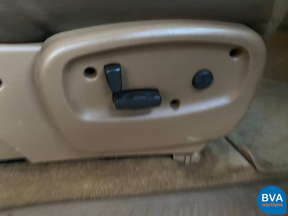 Chevrolet-Wegbereiter LTZ 4.2L 273 PS 4x4 2002 -Org. NL-, 65-JK-NZ.