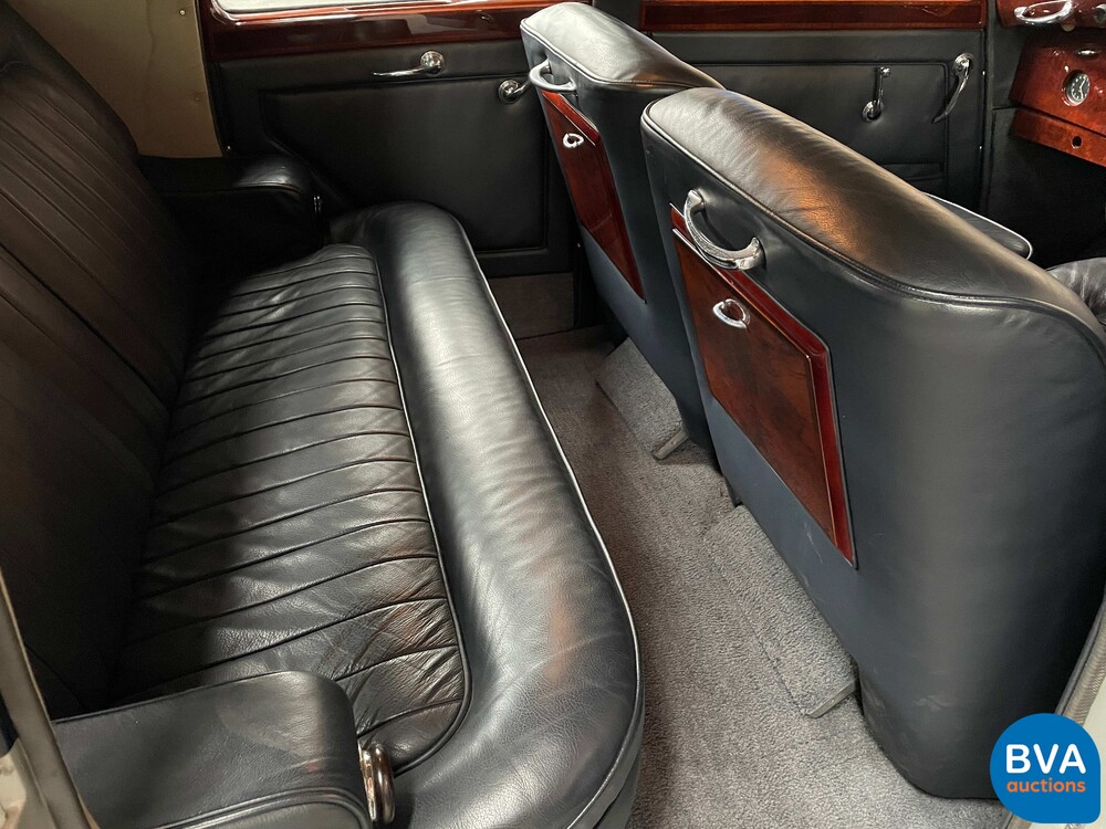 Bentley Mark 6 (VI) 4-Türer 4 1/4 Liter 1949.