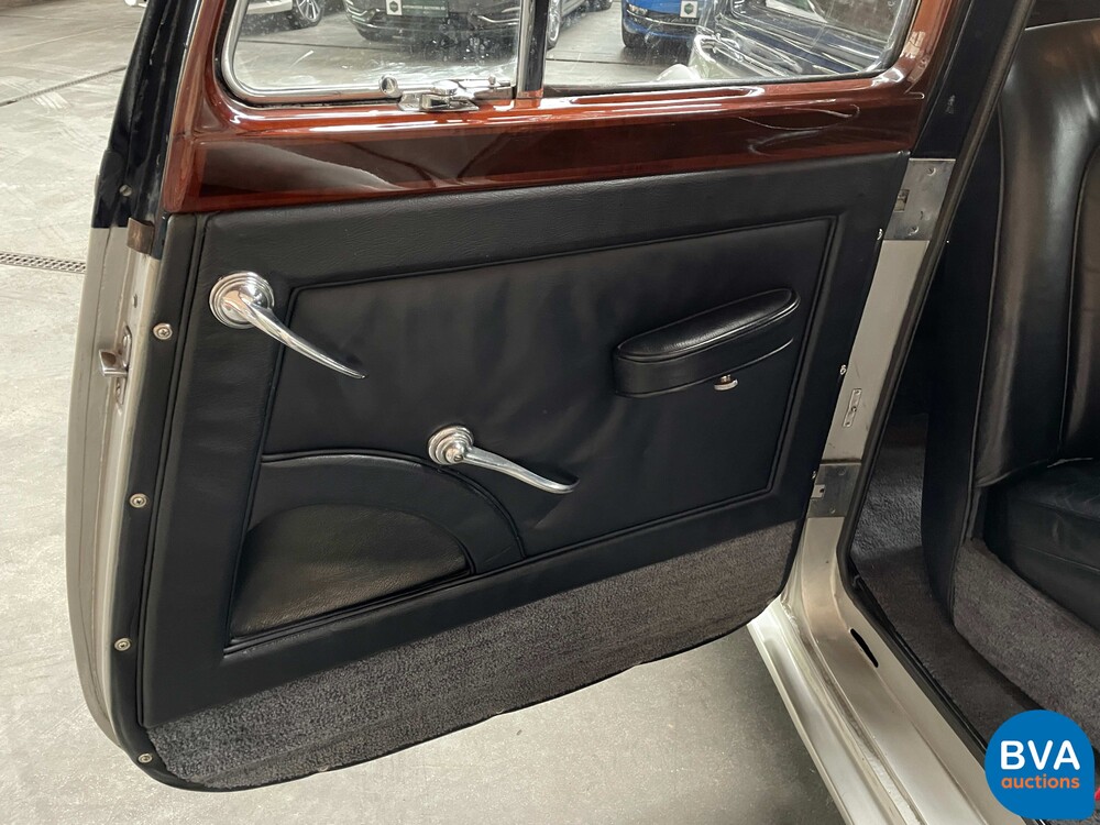 Bentley Mark 6 (VI) 4-Türer 4 1/4 Liter 1949.