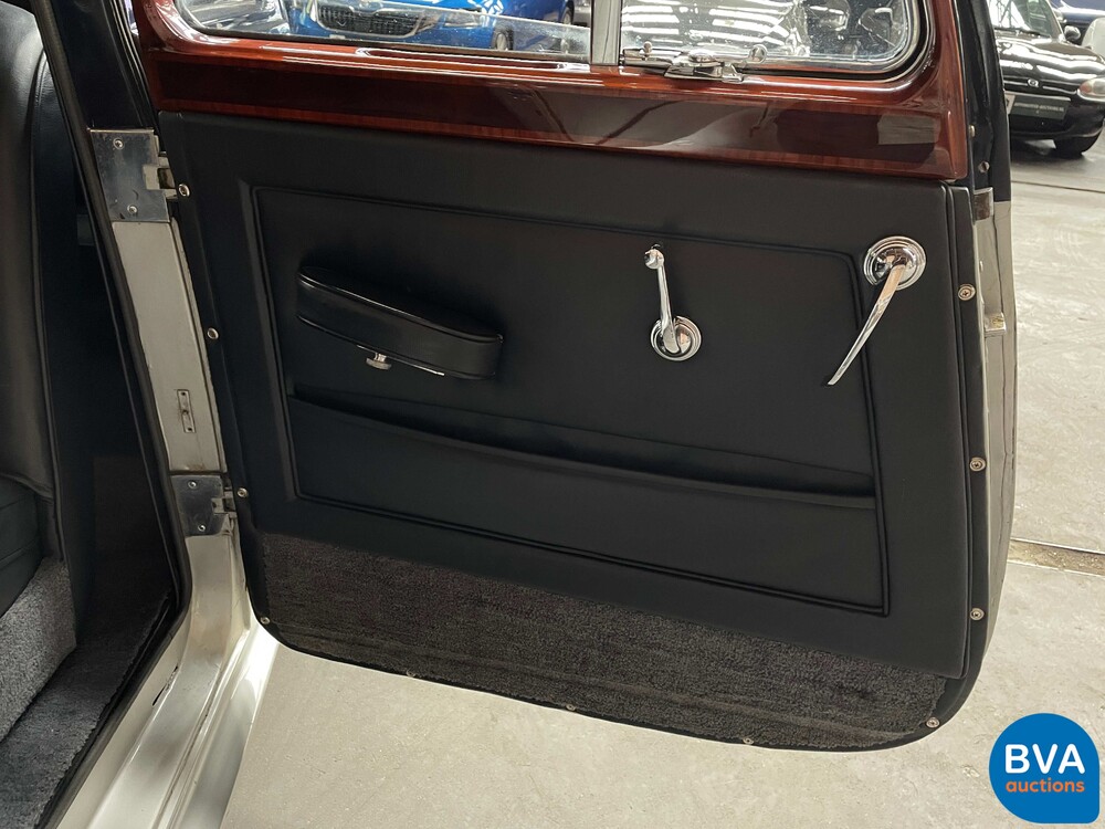 Bentley Mark 6 (VI) 4-Türer 4 1/4 Liter 1949.