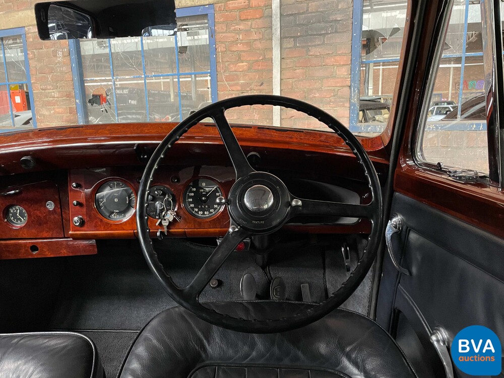 Bentley Mark 6 (VI) 4-Türer 4 1/4 Liter 1949.