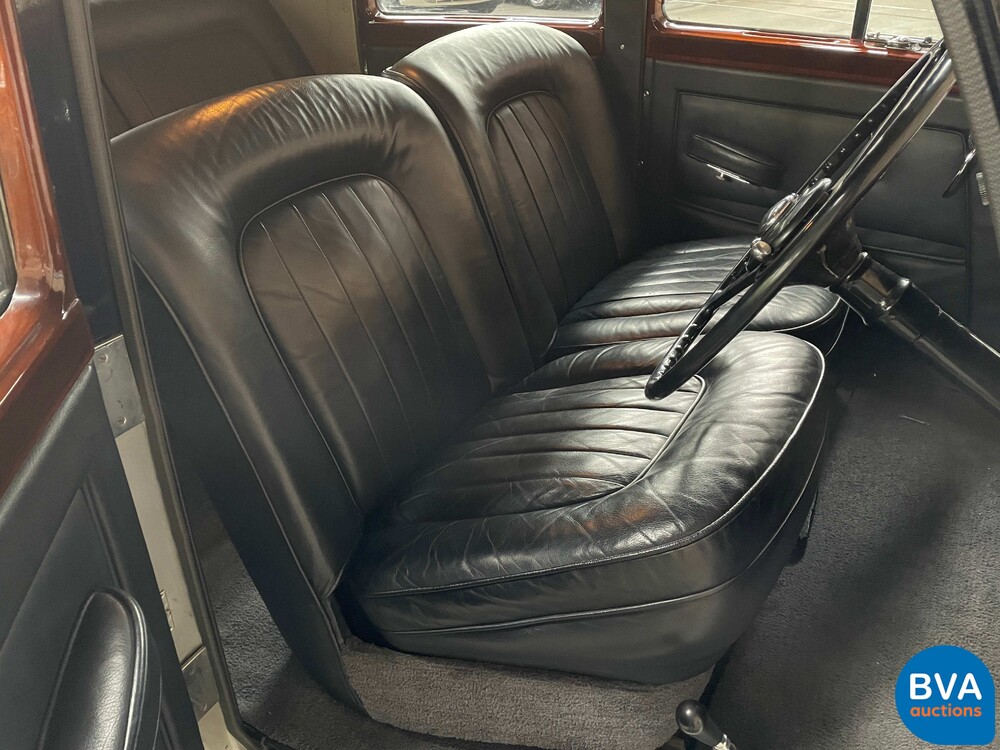 Bentley Mark 6 (VI) 4-Türer 4 1/4 Liter 1949.