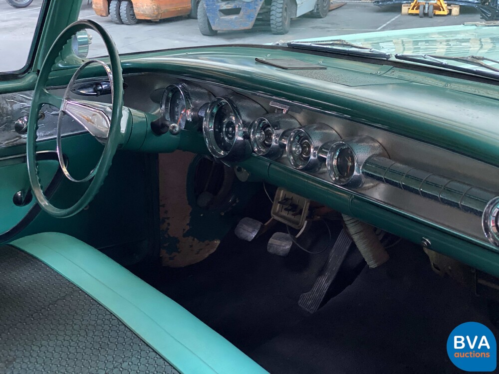 Pontiac Laurentian 1958.