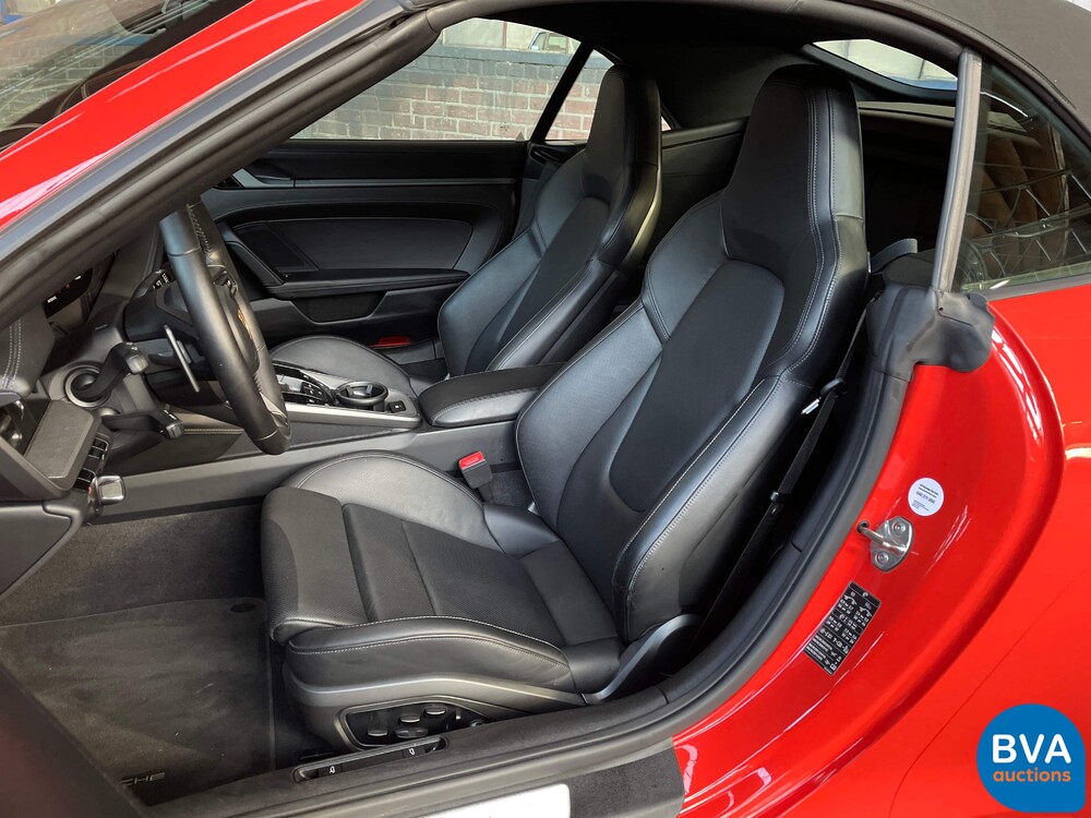 Porsche 911 992 Carrera S Cabriolet 3.0 450PS 2020-MY Sport Chrono NW-Modell.