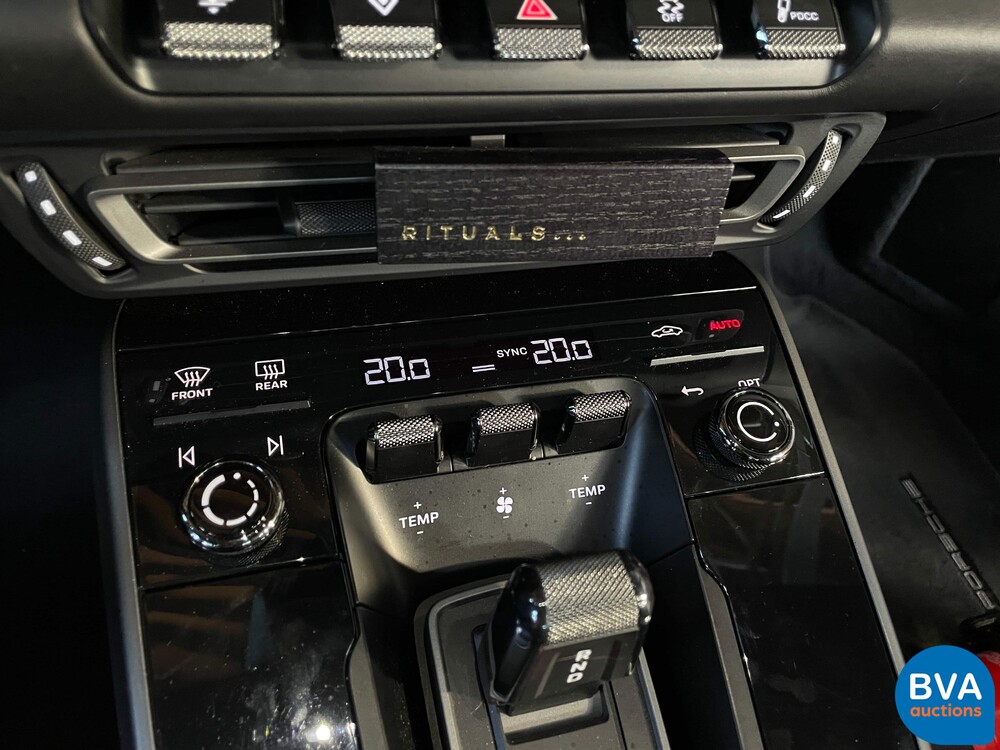 Porsche 911 992 Carrera S Cabriolet 3.0 450PS 2020-MY Sport Chrono NW-Modell.