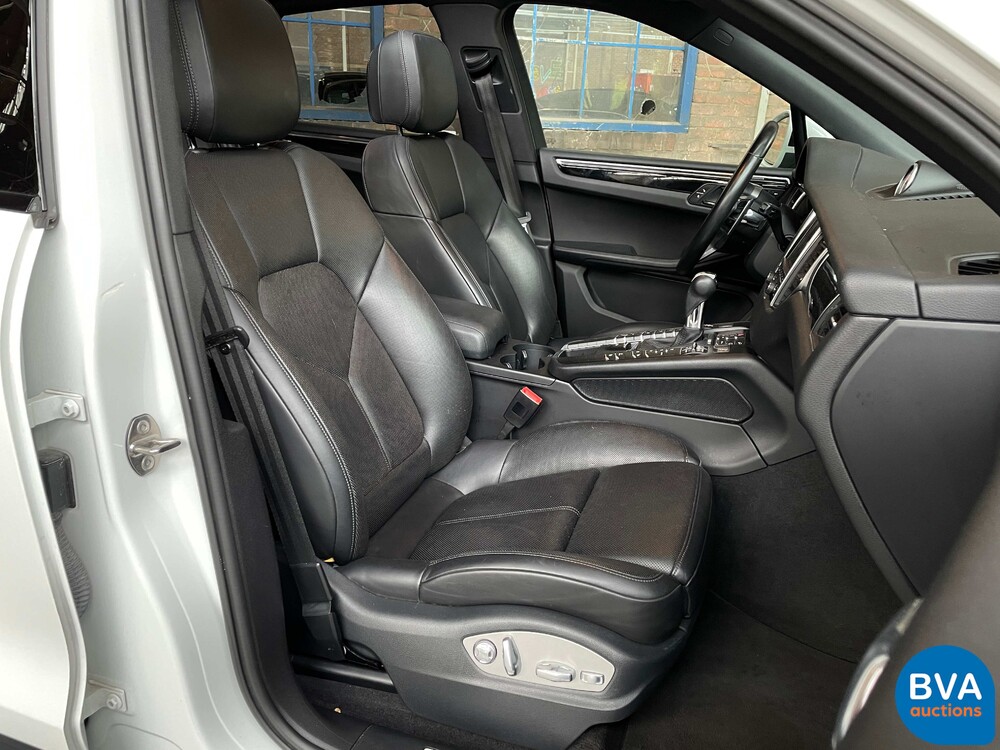 Porsche Macan S3.0 340 PS PDK 2016.