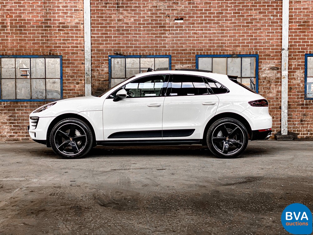 Porsche Macan S3.0 340 PS PDK 2016.