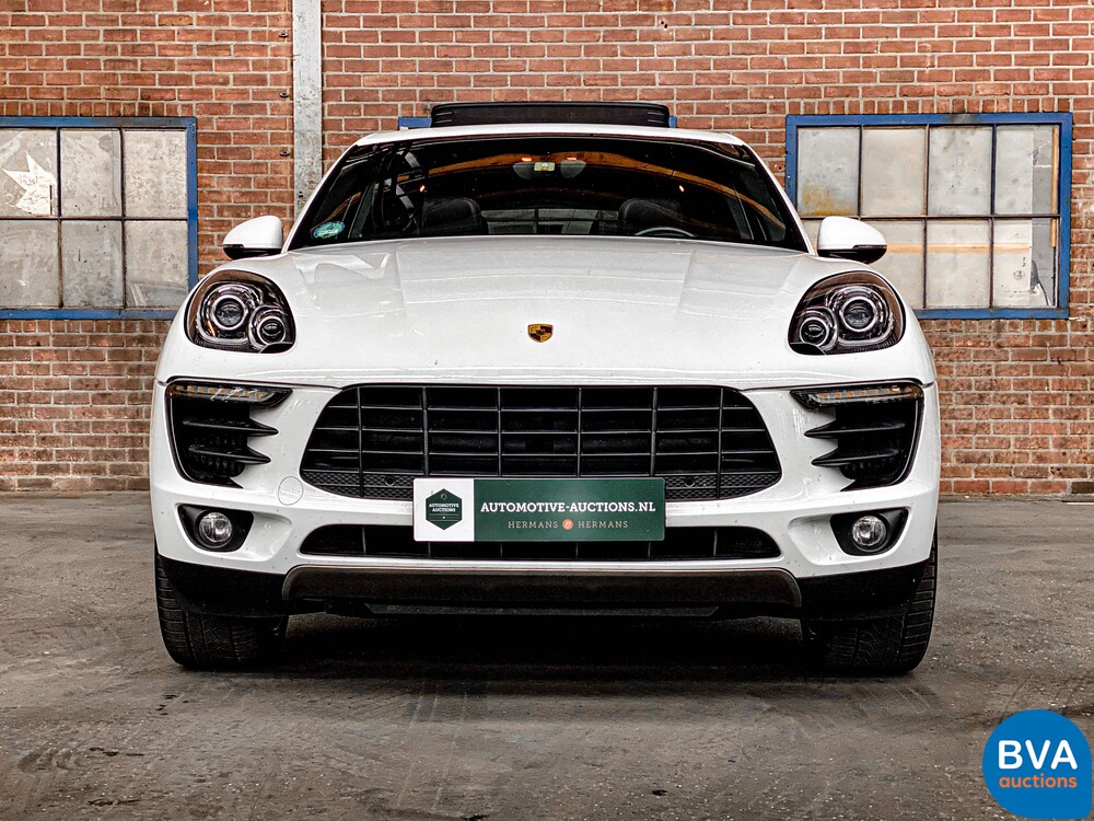 Porsche Macan S3.0 340 PS PDK 2016.