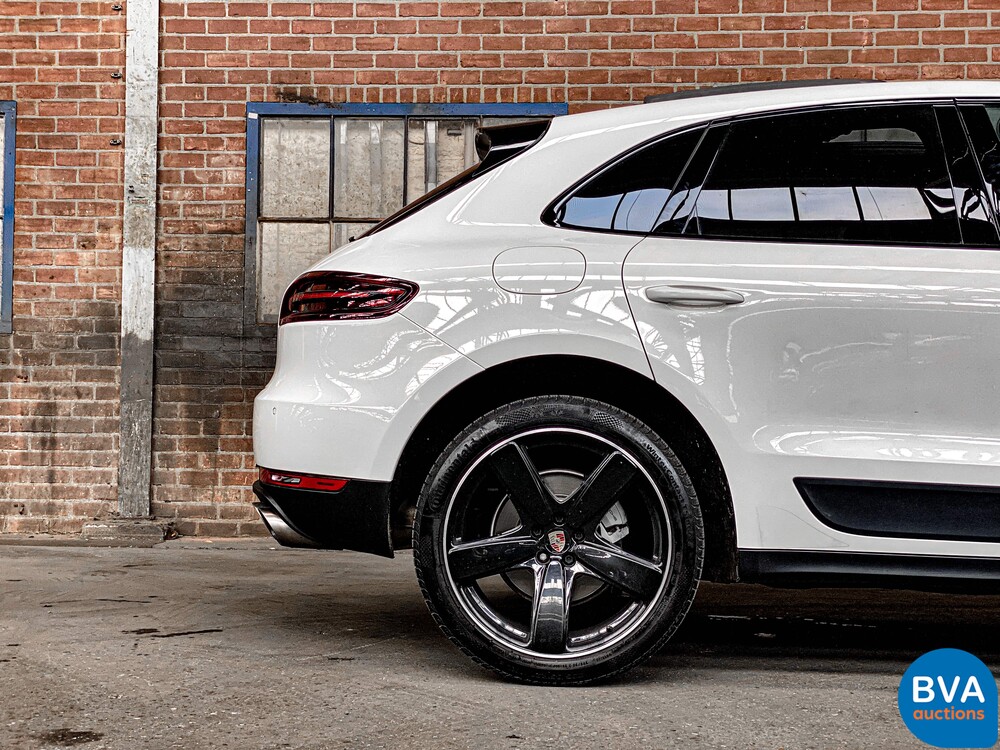 Porsche Macan S3.0 340 PS PDK 2016.