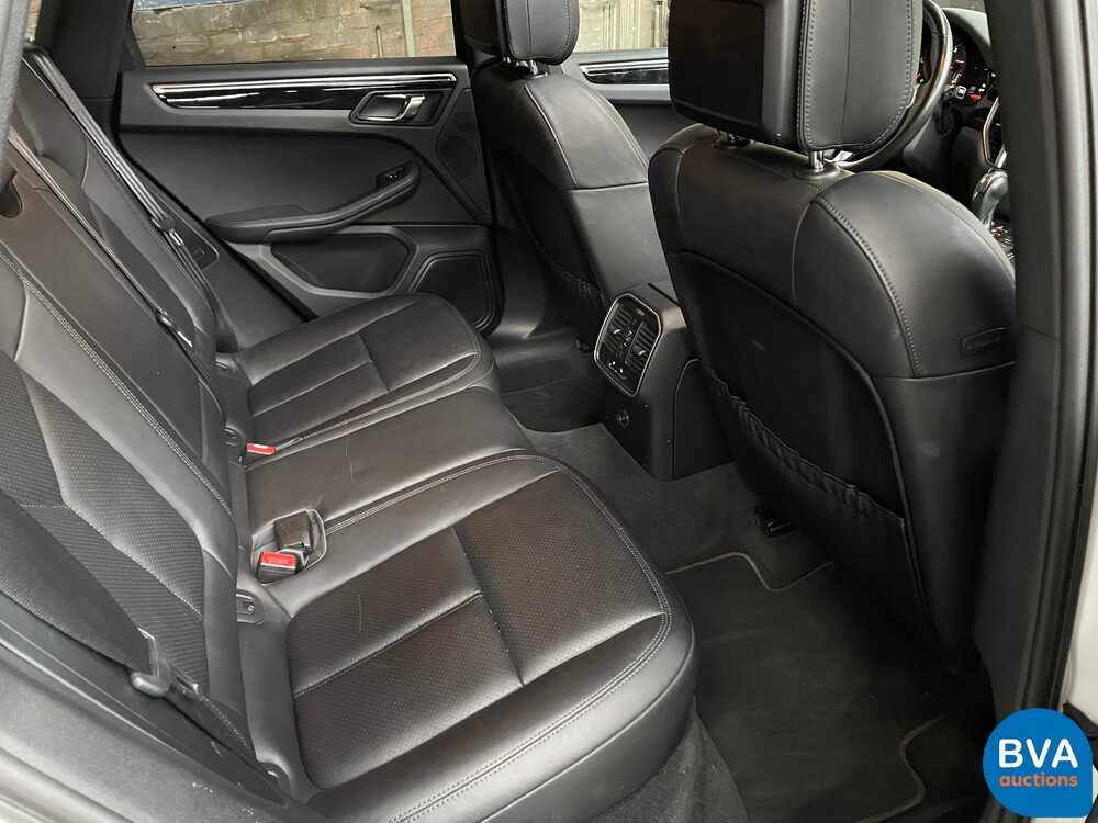 Porsche Macan S3.0 340 PS PDK 2016.