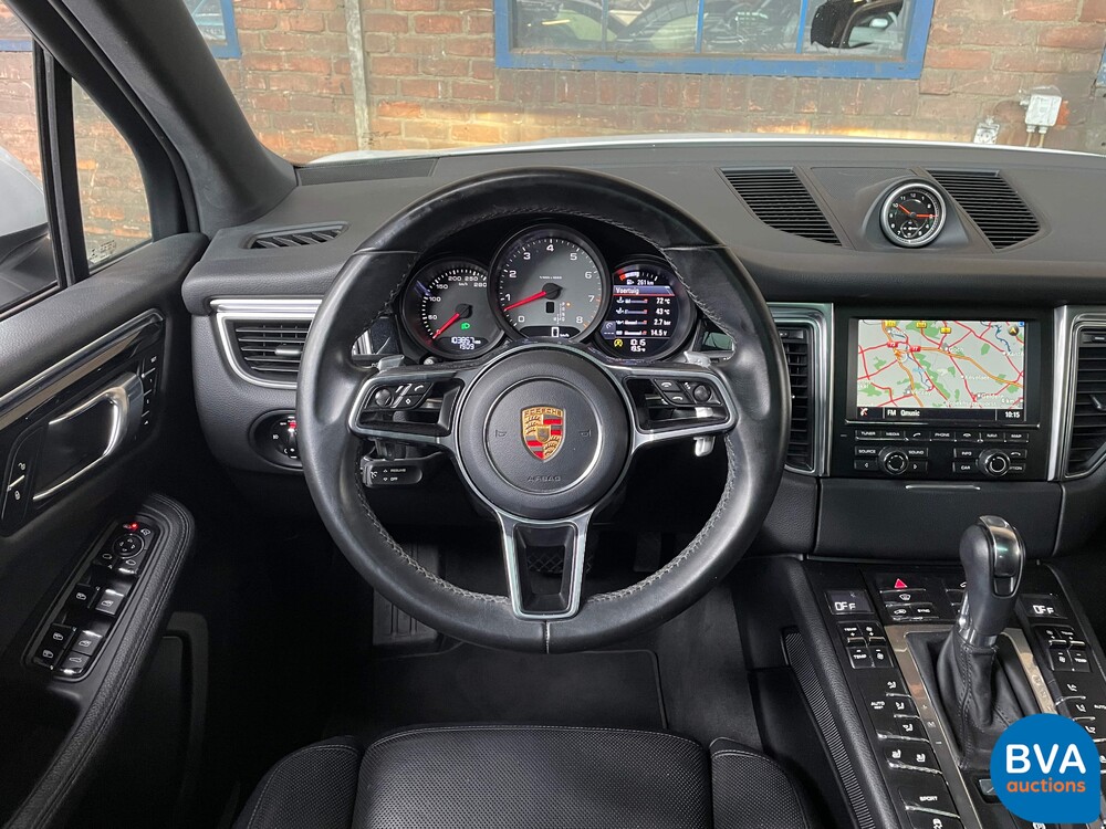 Porsche Macan S3.0 340 PS PDK 2016.