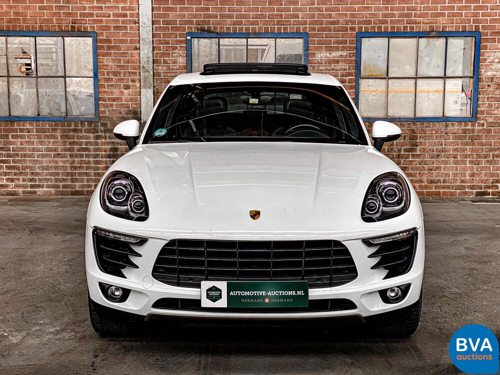 Porsche Macan S3.0 340 PS PDK 2016.