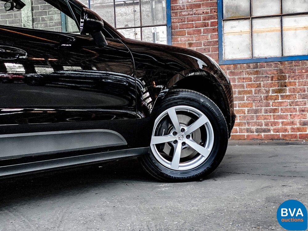 Porsche Macan 2.0 245 PS -Garantie- 2021.