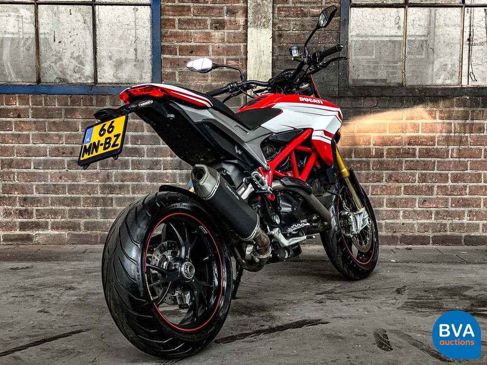 Ducati Hypermotard 939SP.