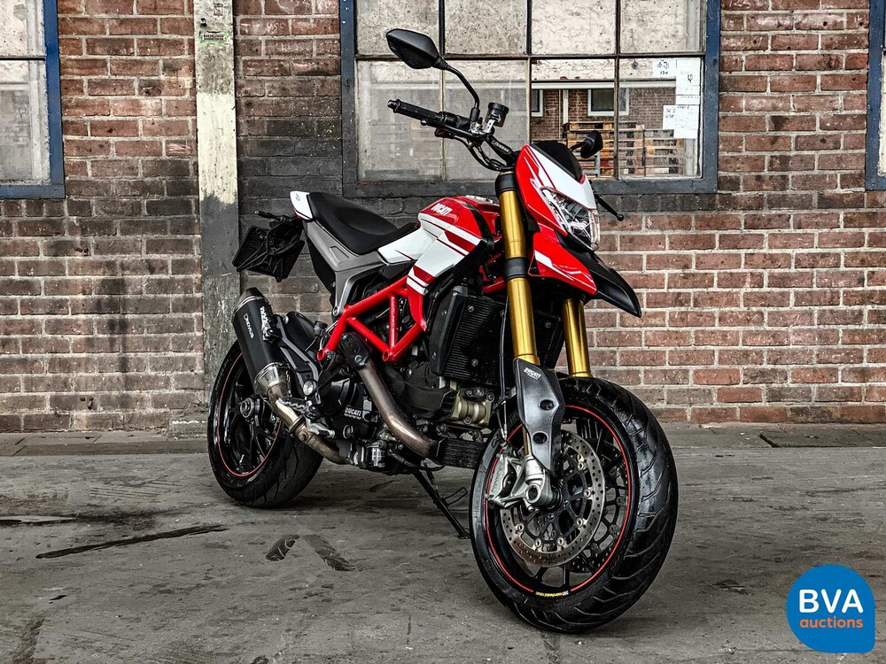 Ducati Hypermotard 939SP.