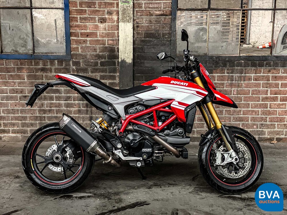 Ducati Hypermotard 939SP.