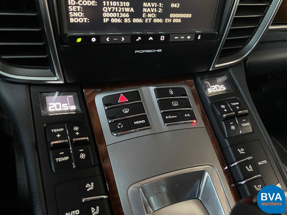 Porsche Panamera 4S4.8 V8 400PS 2011.