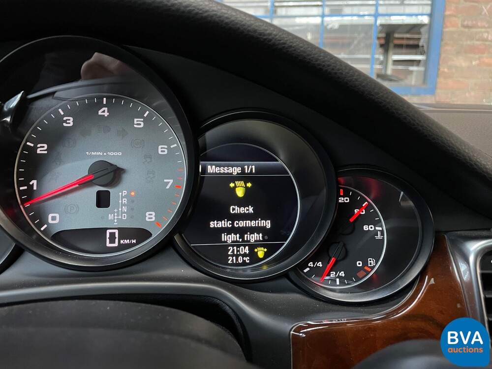 Porsche Panamera 4S4.8 V8 400PS 2011.