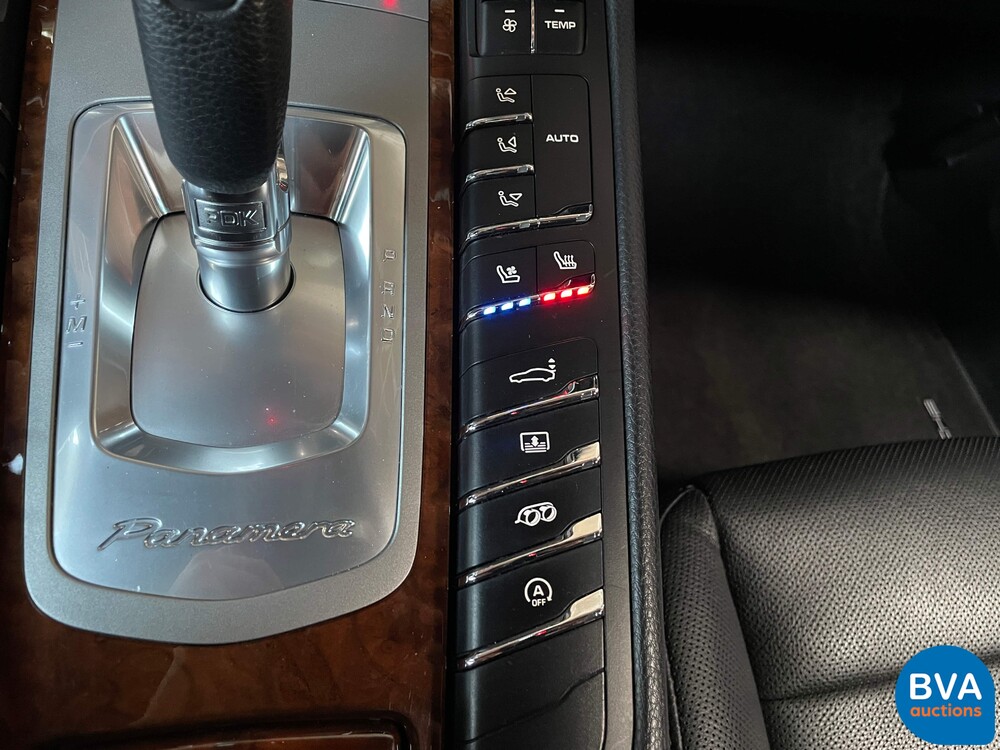 Porsche Panamera 4S4.8 V8 400PS 2011.